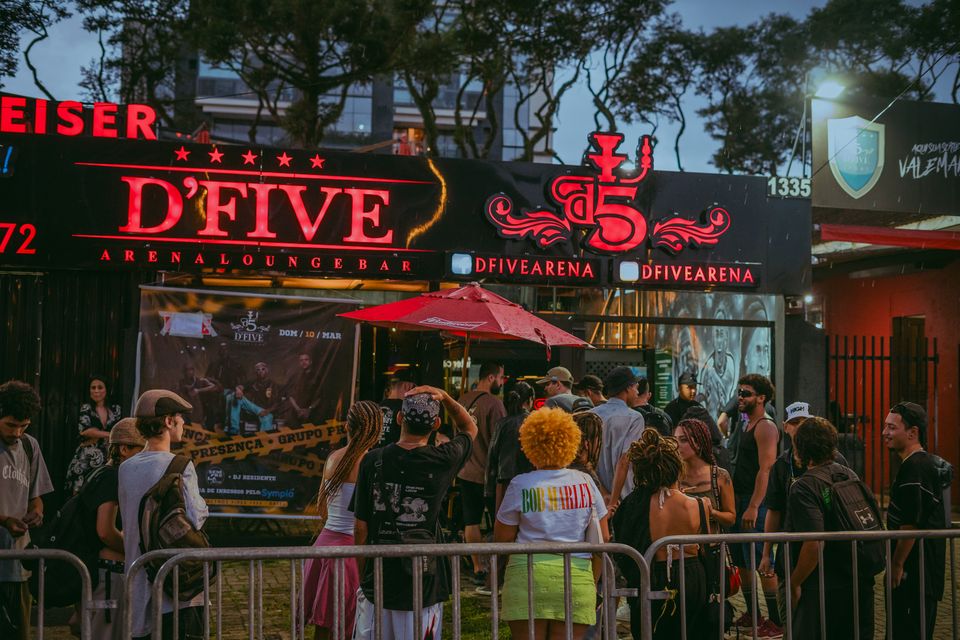DFive Arena Lounge Bar