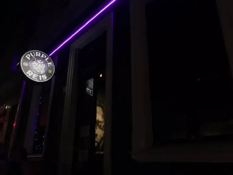 Purple Reis - Blues Pub 