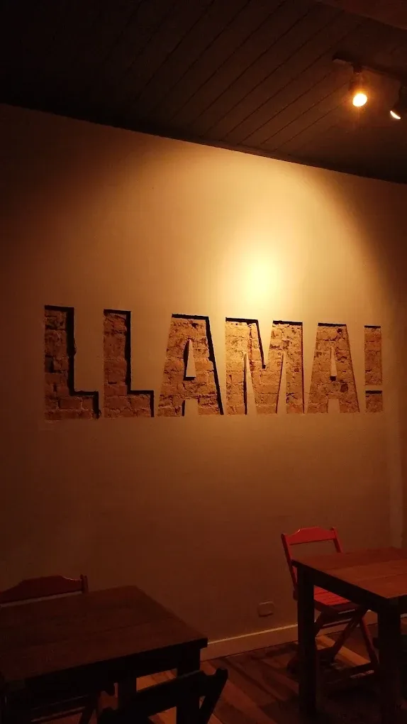 Llama Bar